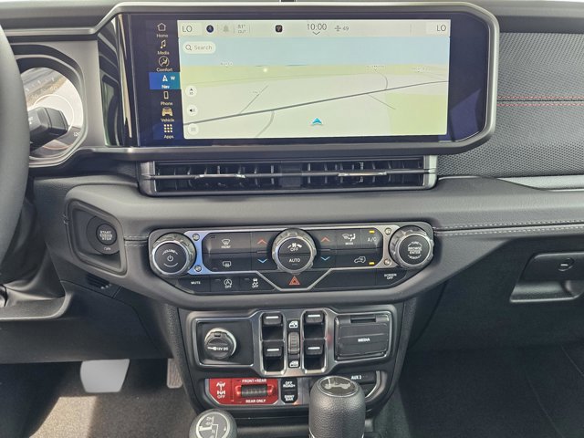 New 2025 Jeep Wrangler Unlimited Rubicon w/ XTREMEE 35" Tire Package image 25