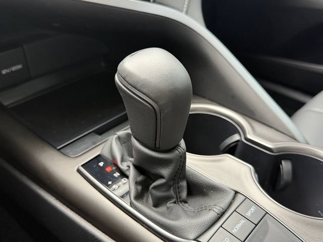 Certified 2024 Toyota Camry SE FWD image 16