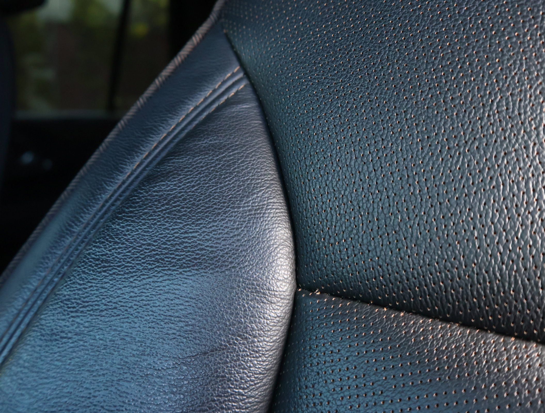 Used 2021 Chevrolet Tahoe High Country image 11