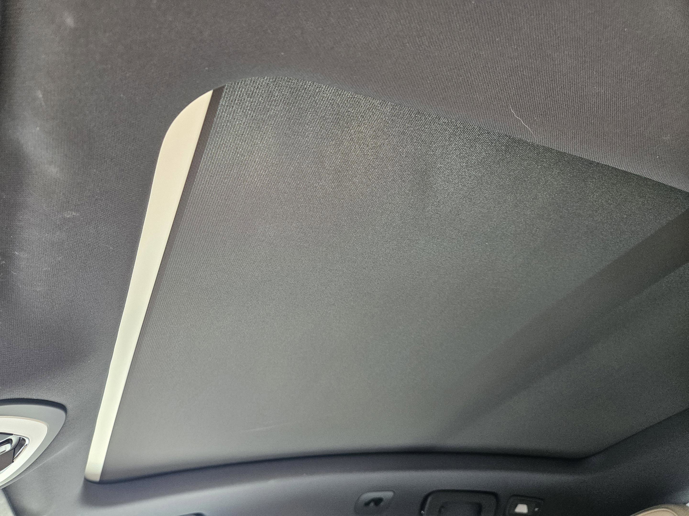 Certified 2026 Porsche Macan AWD/4WD image 29