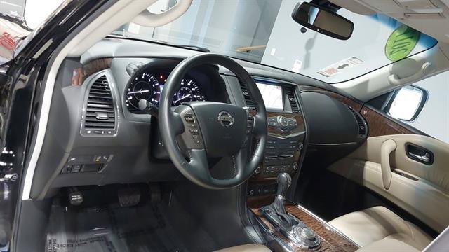 Used 2017 Nissan Armada Platinum w/ Interior Lighting Package AWD/4WD image 18