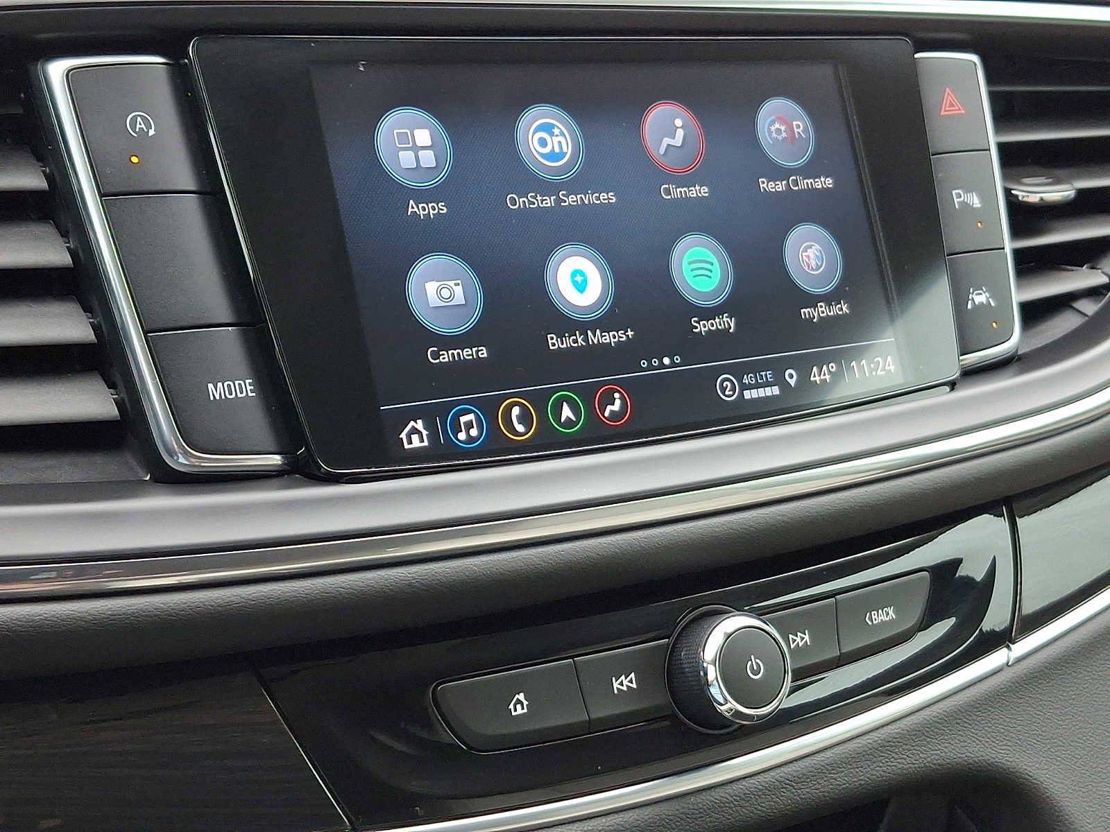 Certified 2022 Buick Enclave Premium w/ Surround and Sites Package image 29
