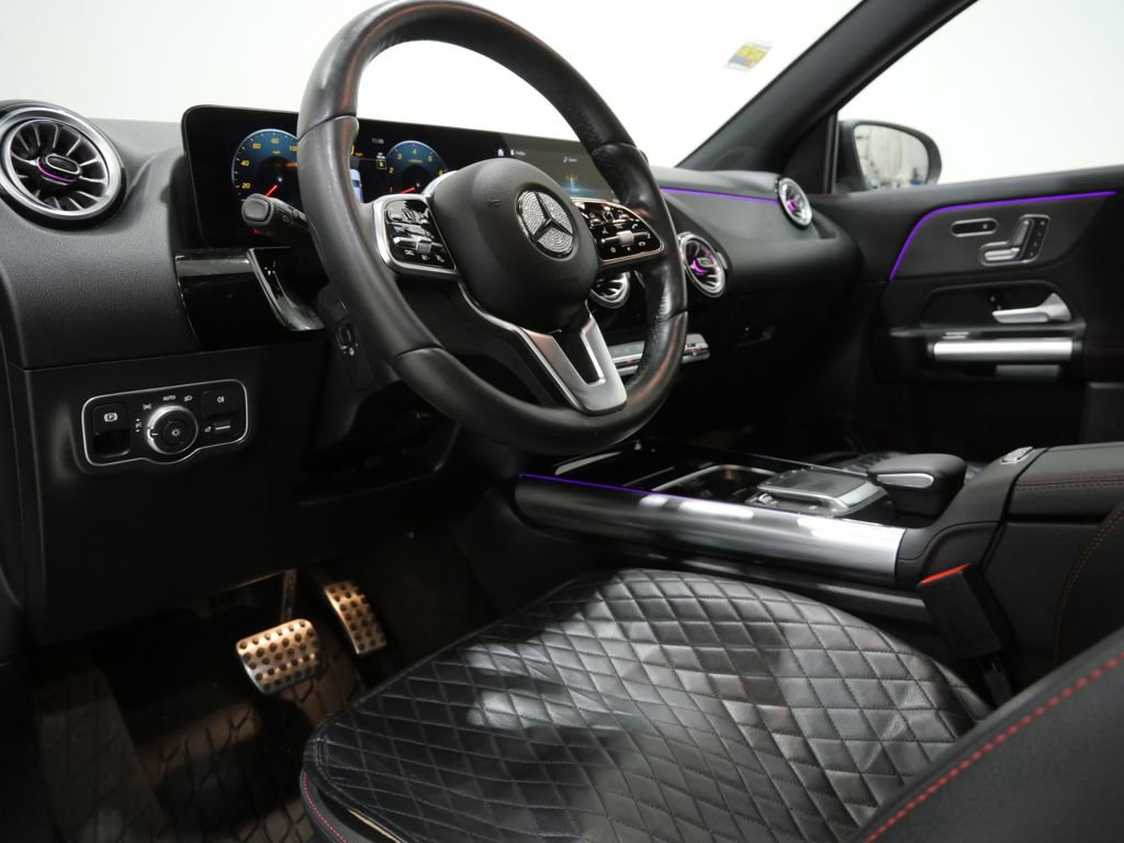 Used 2023 Mercedes-Benz GLA 250 4MATIC image 11