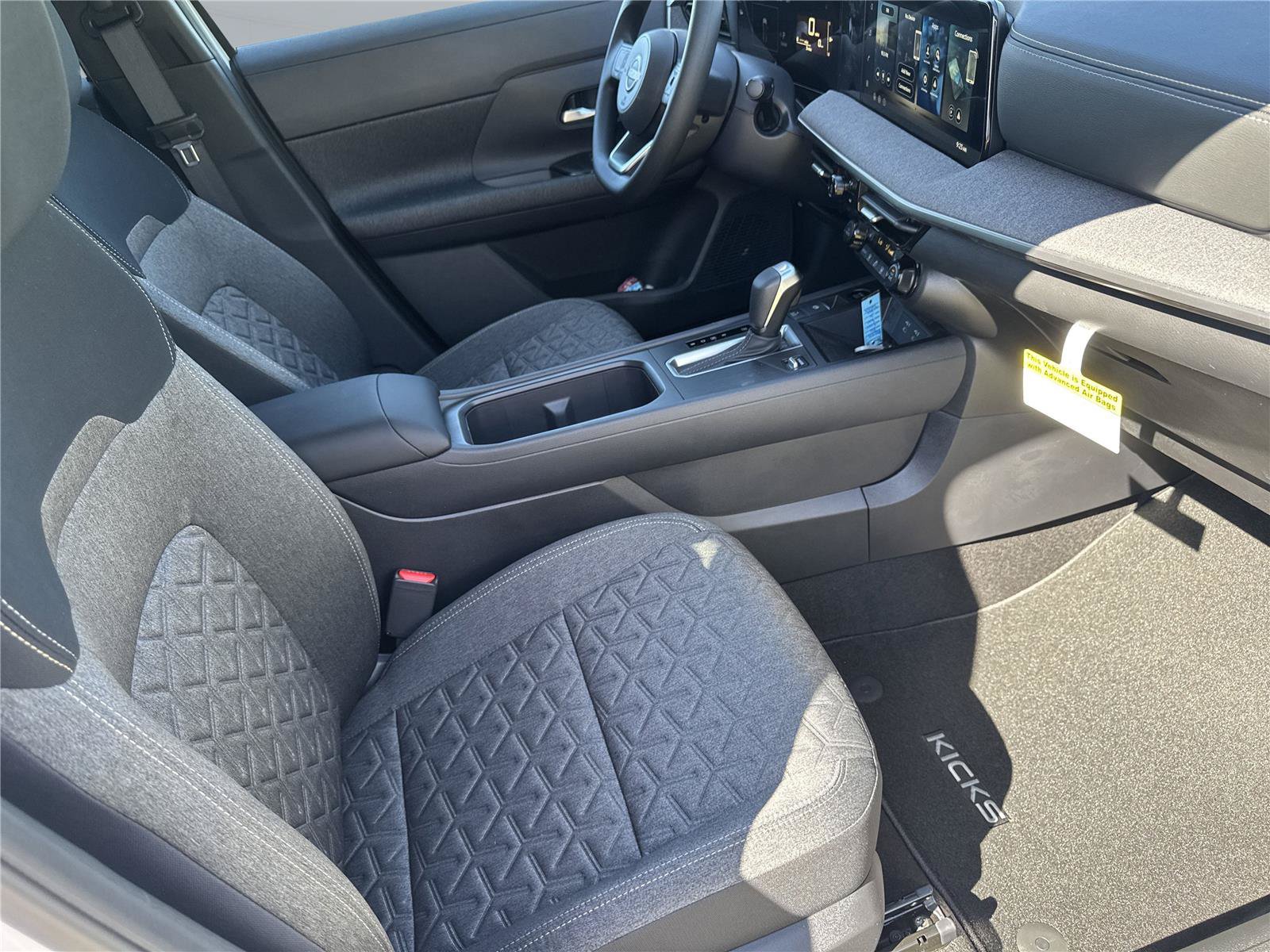 New 2026 Nissan Kicks SV w/ SV Premium Package FWD image 33