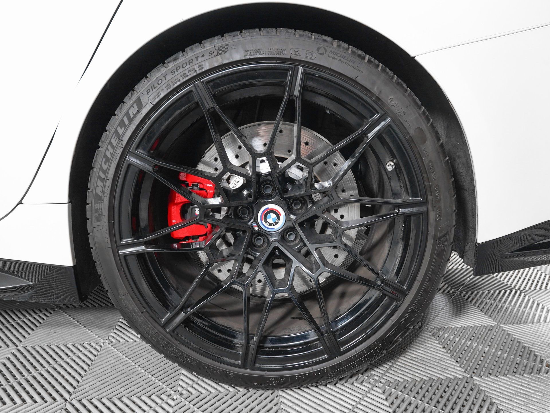 Used 2023 BMW M3 Base w/ M Carbon Exterior Package image 32