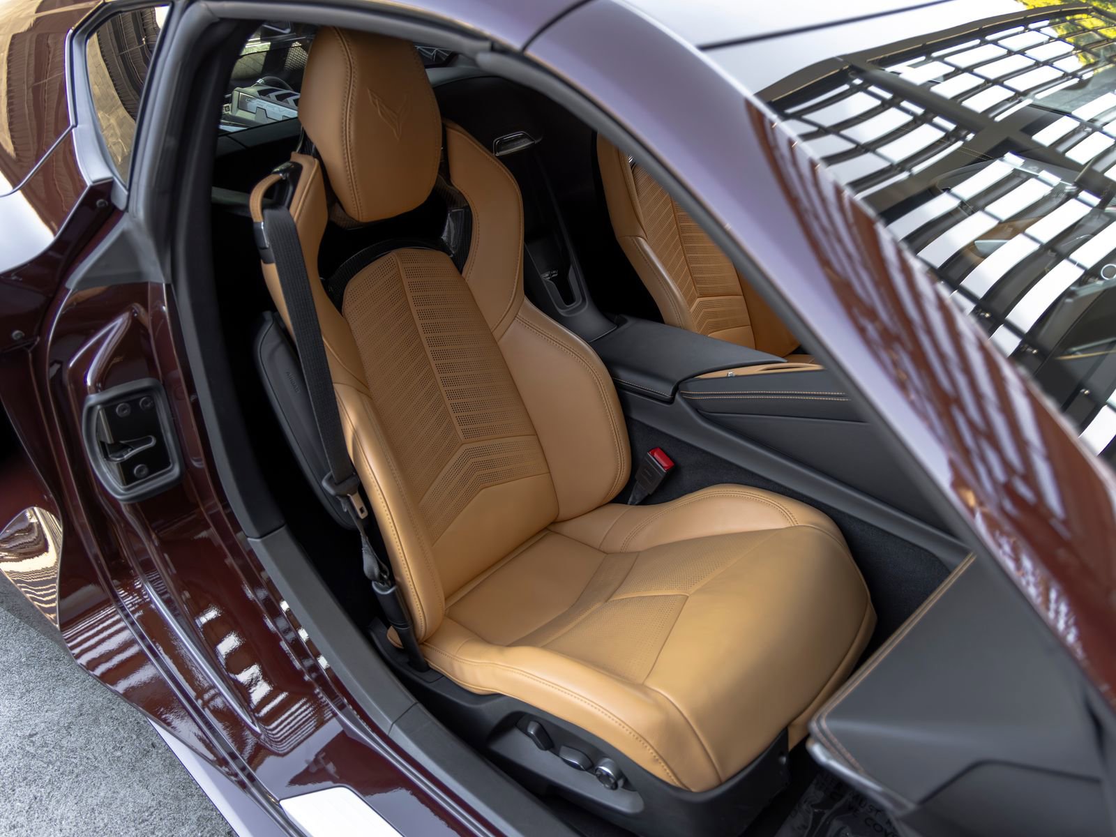 Used 2022 Chevrolet Corvette Stingray Preferred Cpe w/ Engine Appearance Package RWD image 55