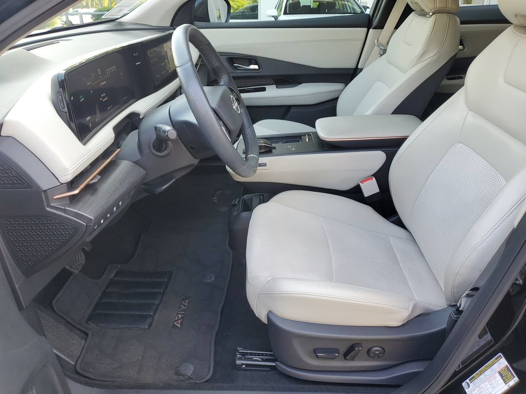 Used 2024 Nissan Ariya FWD image 19
