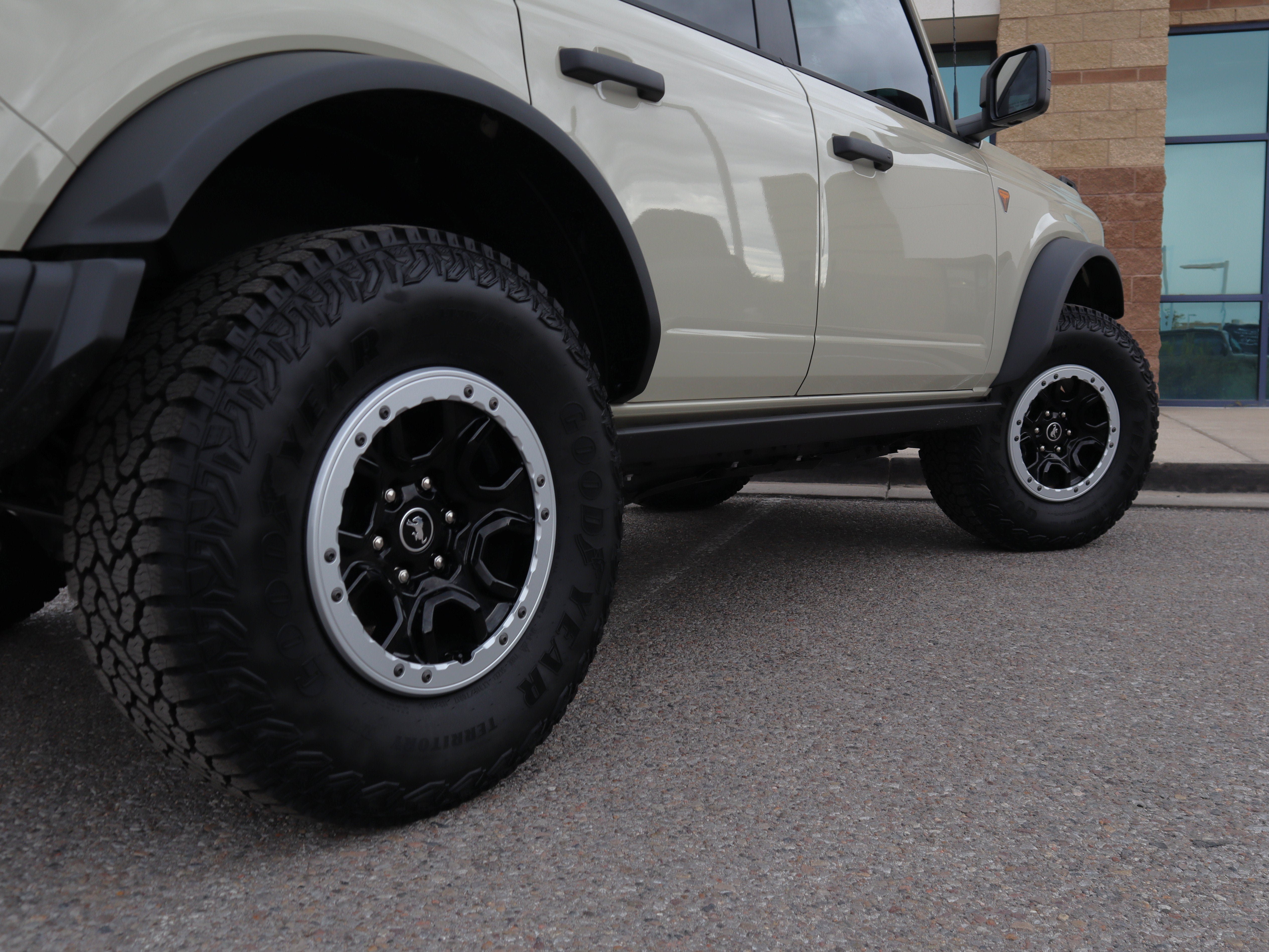 New 2026 Ford Bronco Badlands AWD/4WD image 11