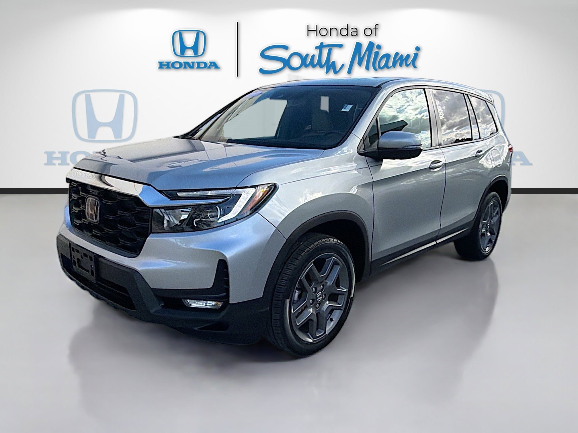 Certified 2023 Honda Passport EX-L image 3