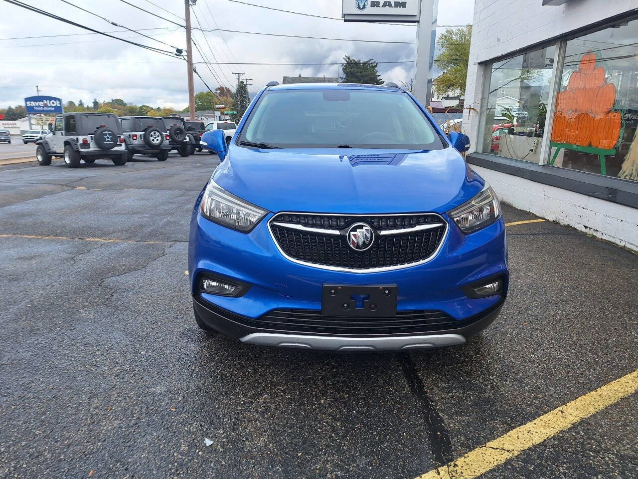 Used 2017 Buick Encore Preferred image 3