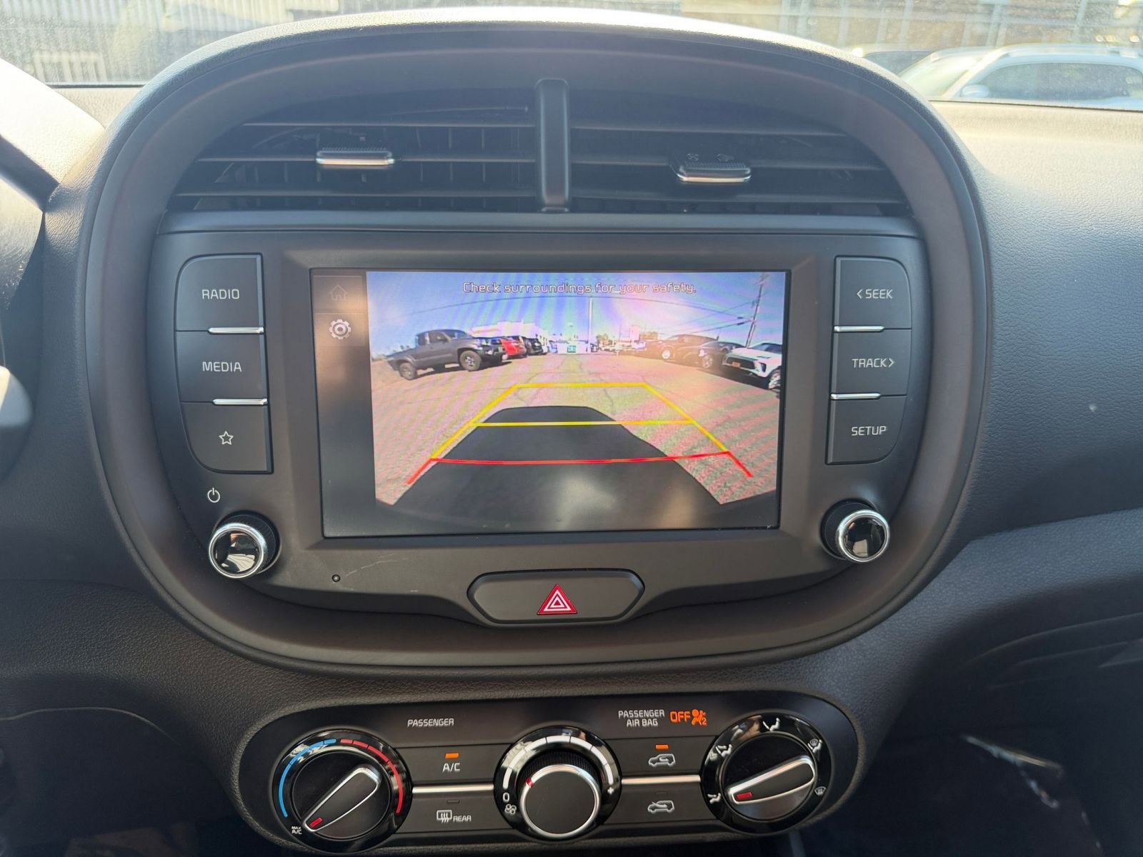 Used 2025 Kia Soul LX w/ LX Technology Package image 22