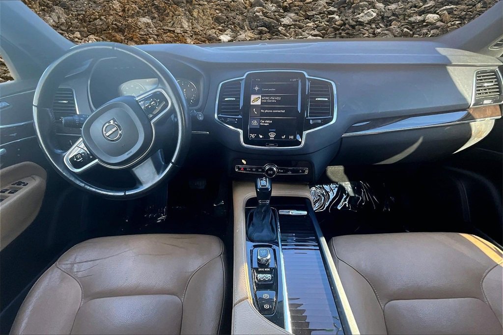 Used 2018 Volvo XC90 T6 Momentum w/ Convenience Package image 11