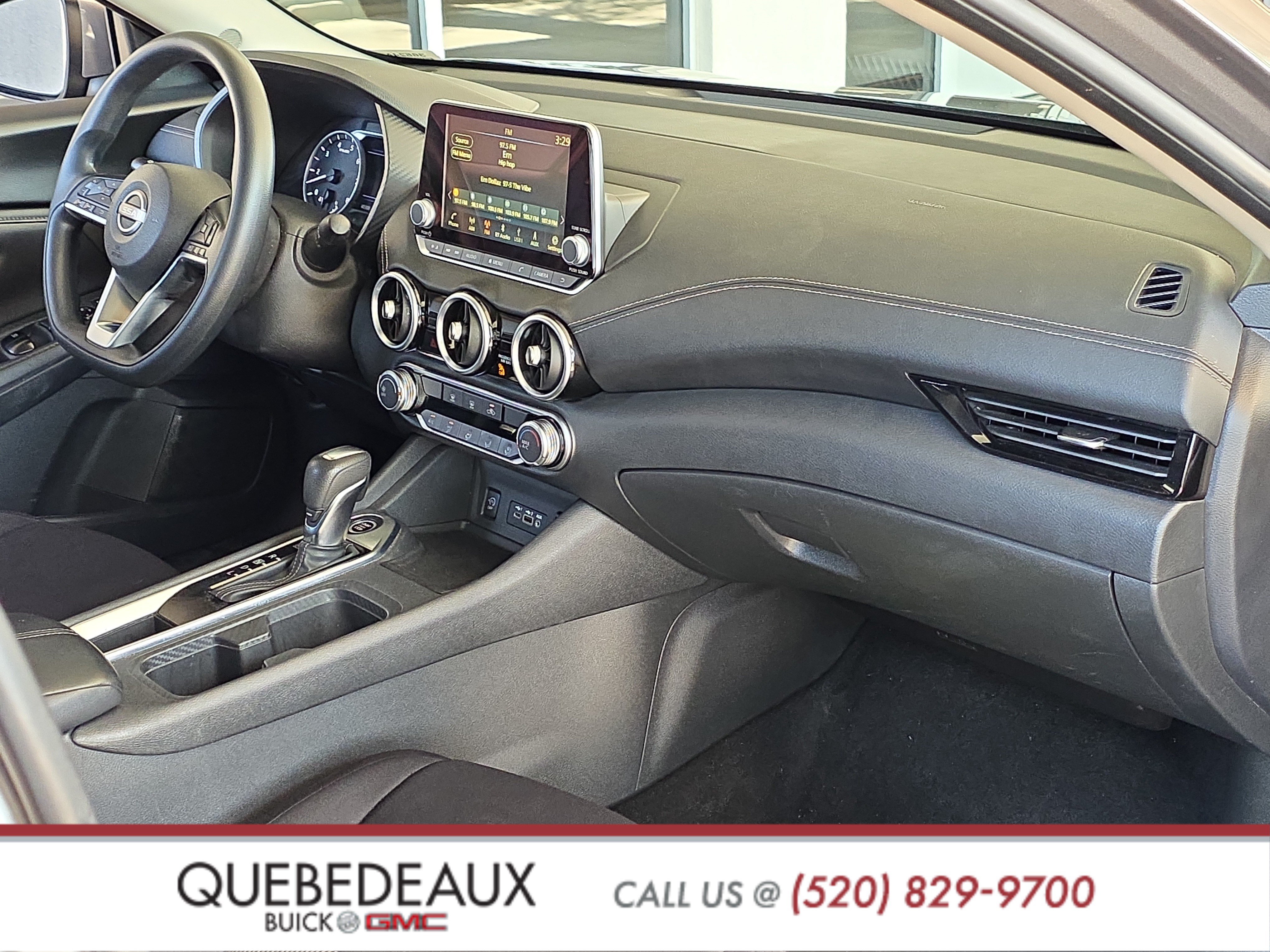 Used 2024 Nissan Sentra SV FWD image 27