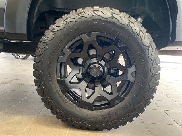 Used 2020 Ford F150 Lariat w/ Equipment Group 502A Luxury image 38