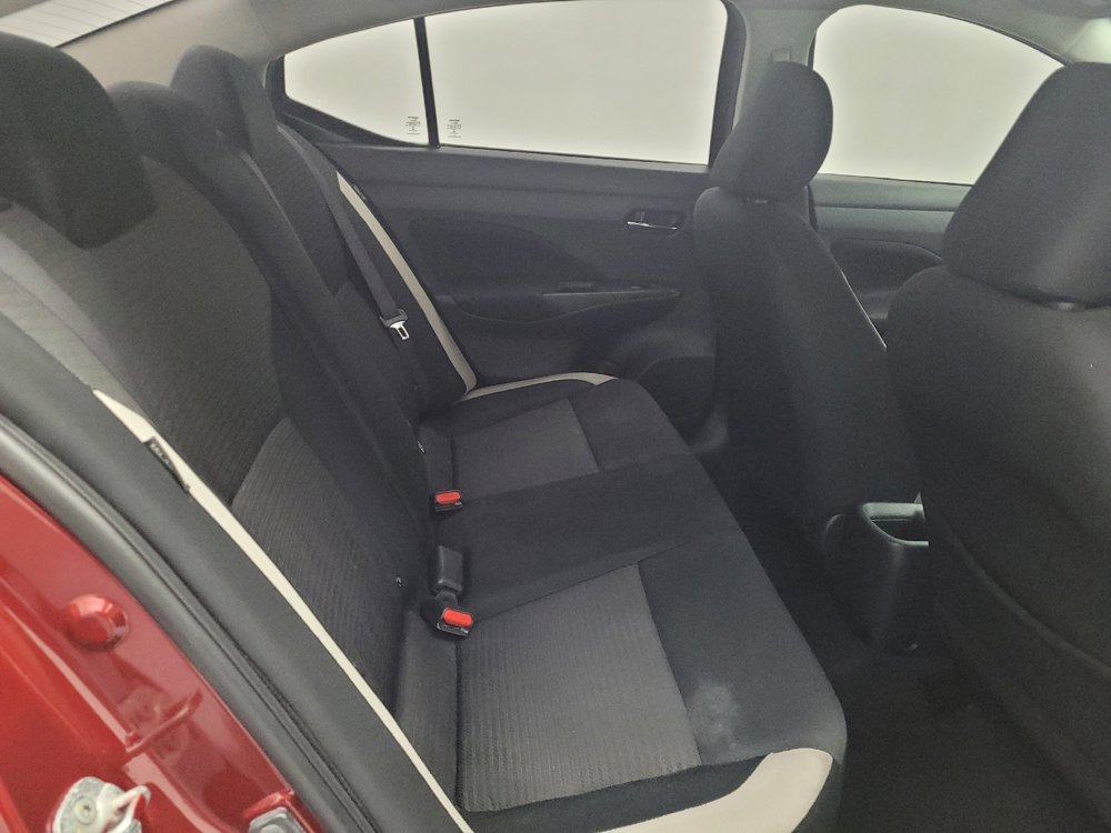 Used 2021 Nissan Versa SV FWD image 19
