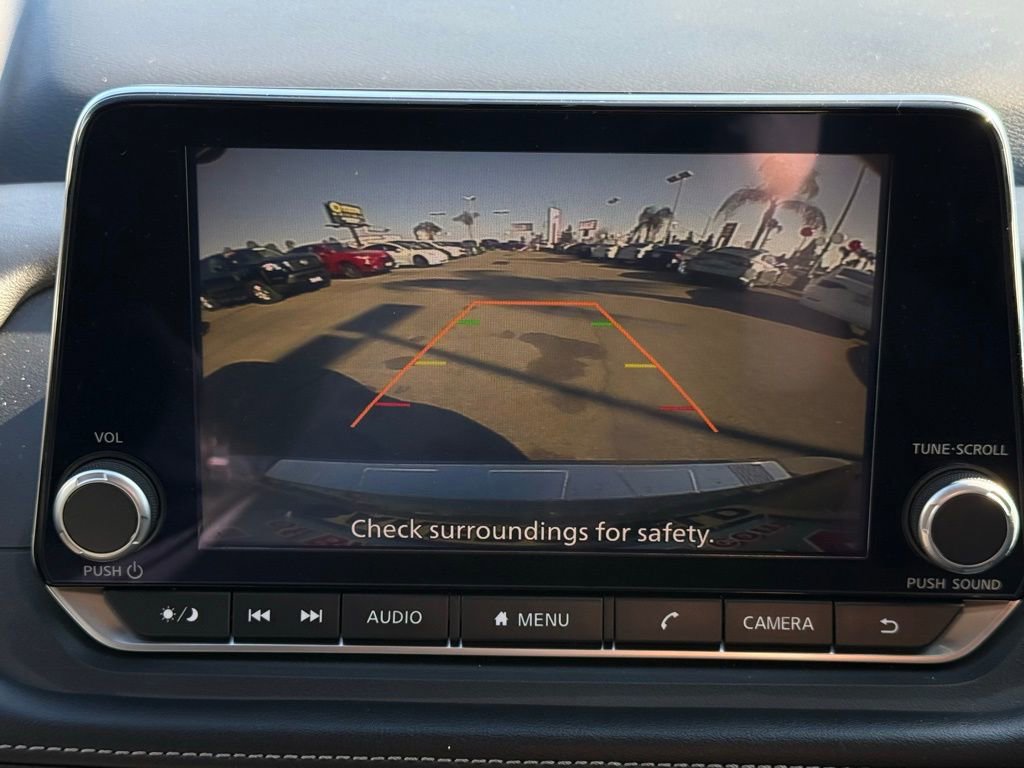 Certified 2024 Nissan Rogue SV image 31