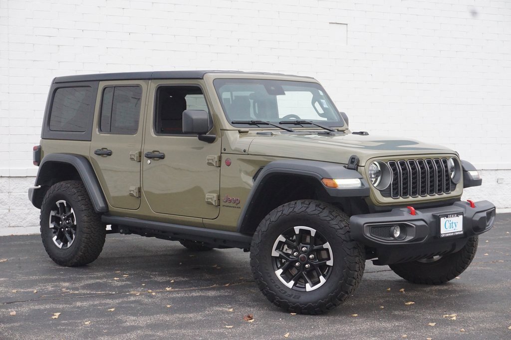 Used 2025 Jeep Wrangler Rubicon image 3