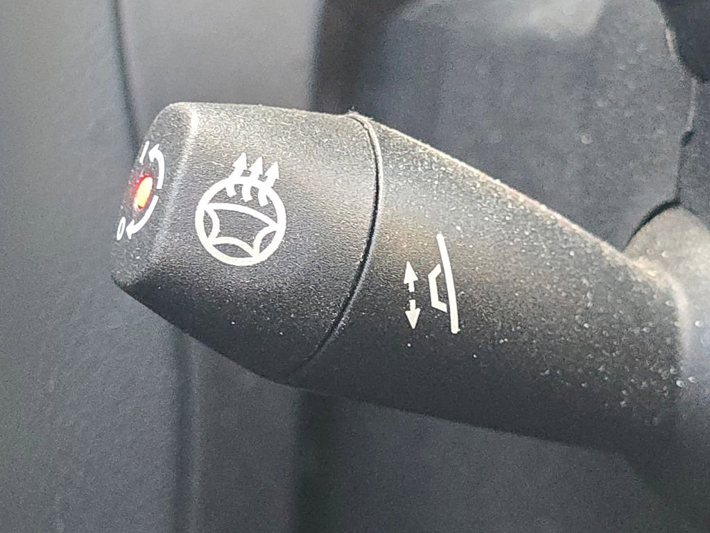 Certified 2020 Mercedes-Benz C 300 4MATIC Sedan image 35