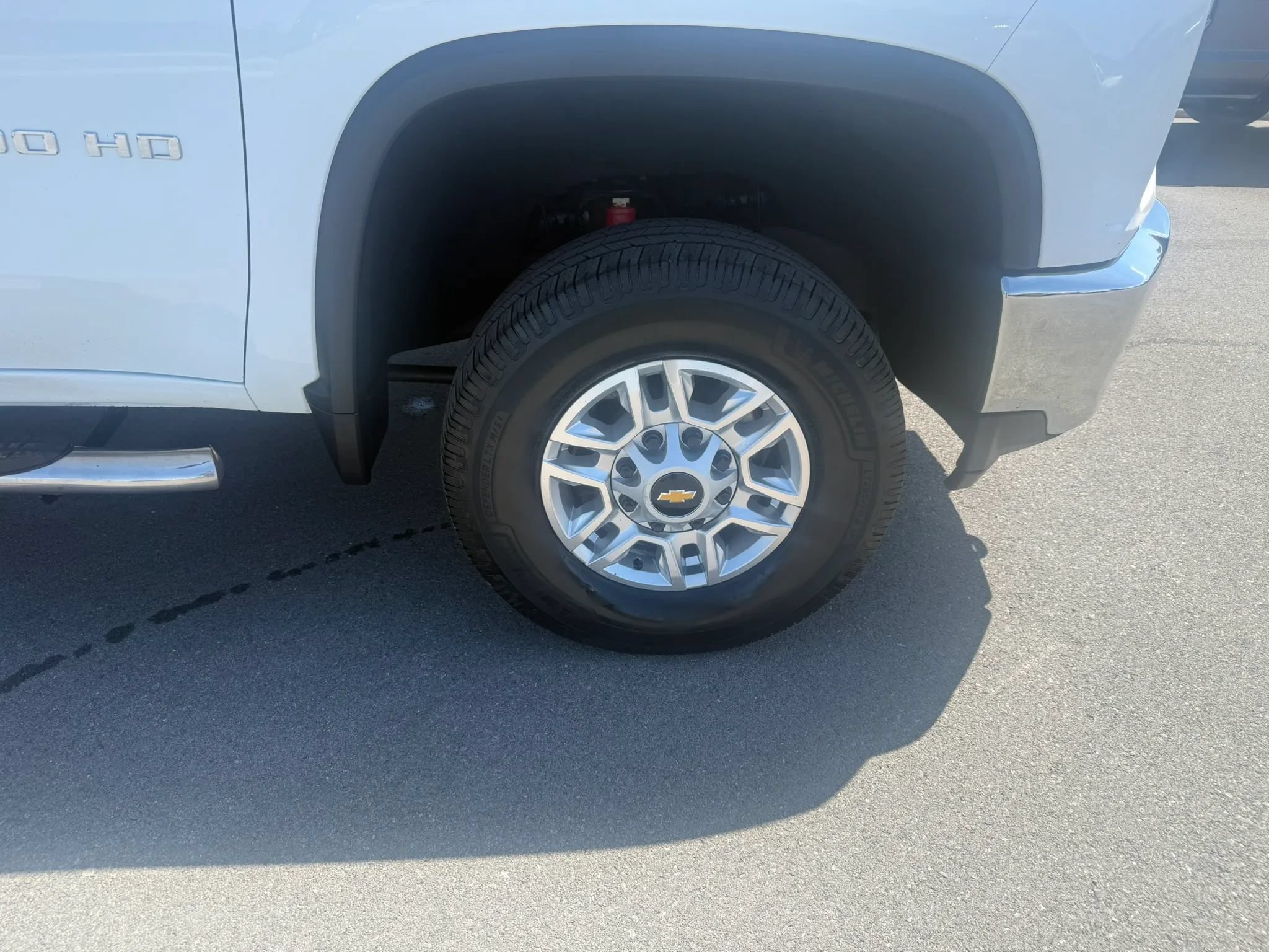 Used 2021 Chevrolet Silverado 2500 LT w/ Z71 Off-Road Package AWD/4WD image 10