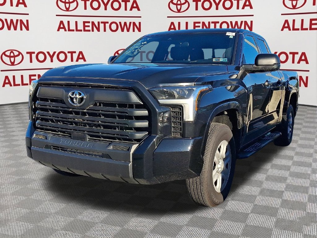 Used 2025 Toyota Tundra SR w/ SR Tow Package AWD/4WD image 3