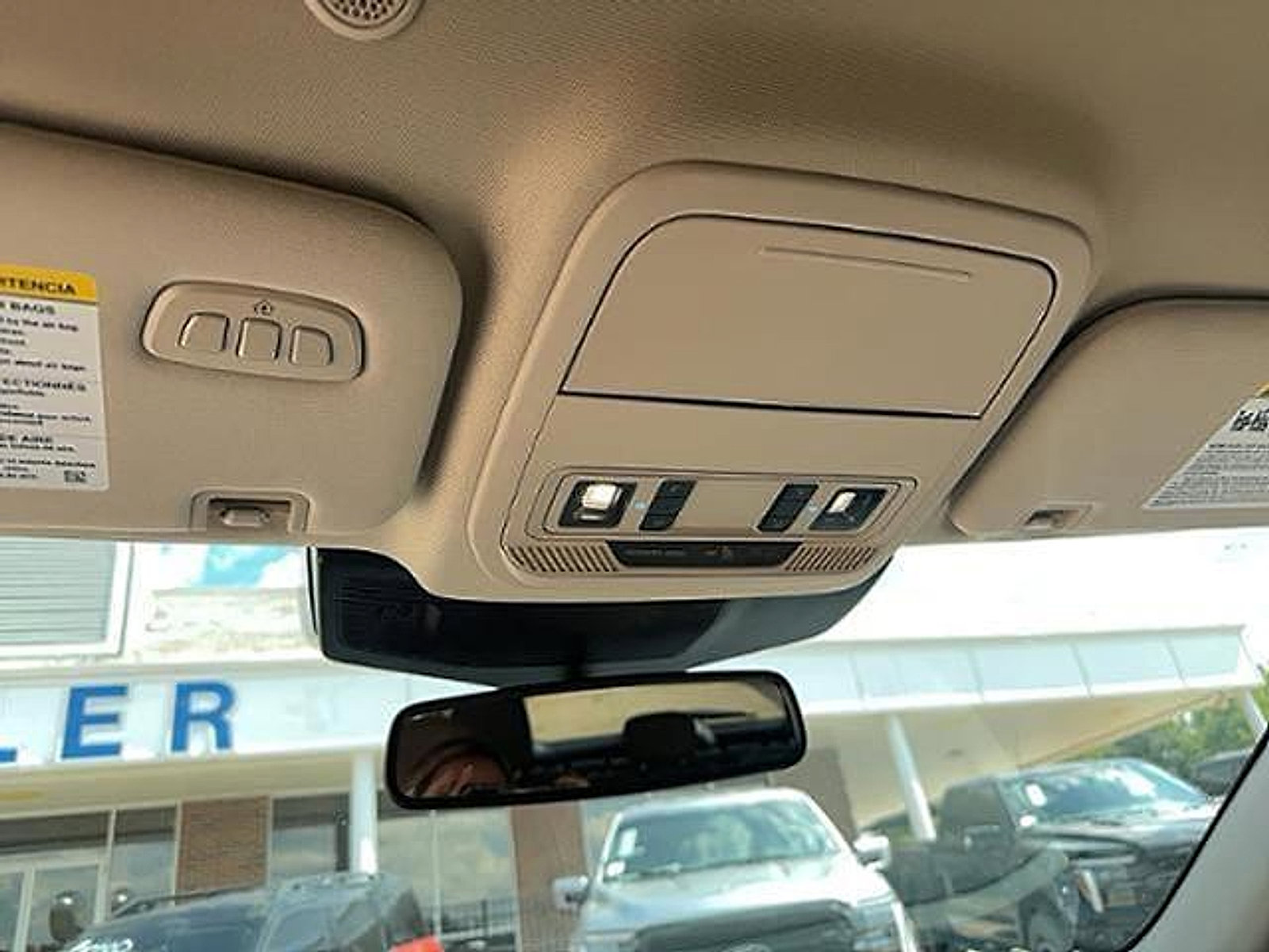 Used 2024 Ford Explorer Limited image 17