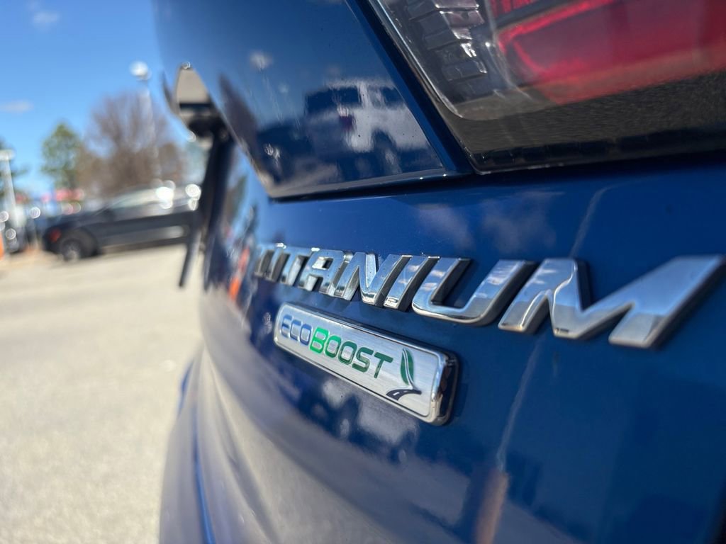 Used 2017 Ford Escape Titanium image 9