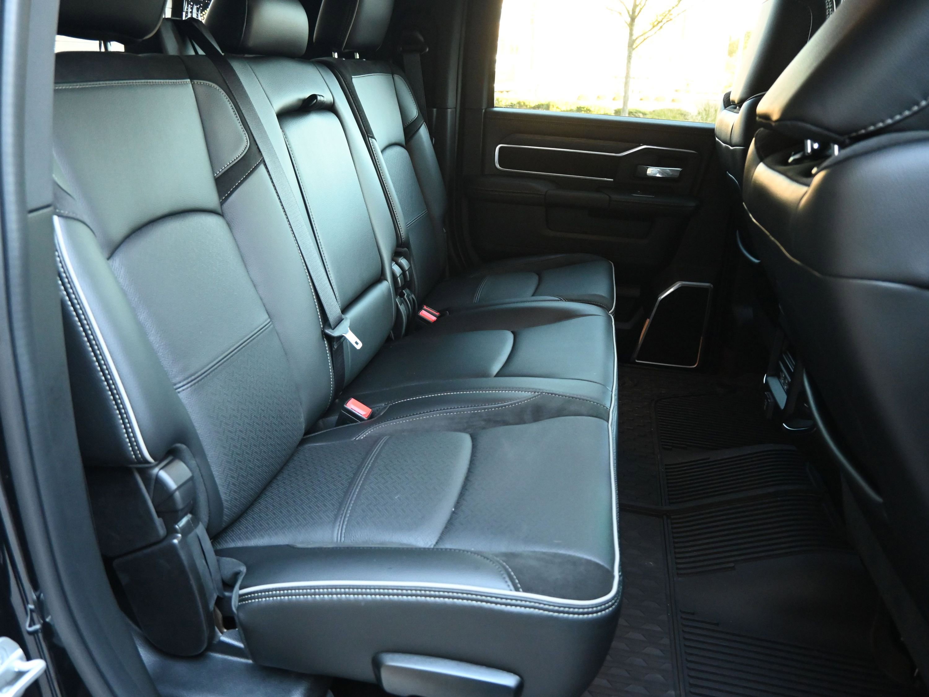 Used 2024 RAM 3500 Laramie w/ Night Edition image 23