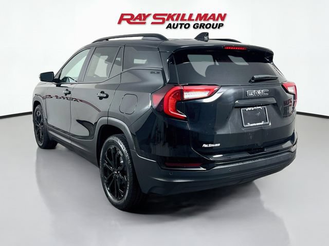 Used 2022 GMC Terrain SLE w/ Driver Convenience Package FWD image 5