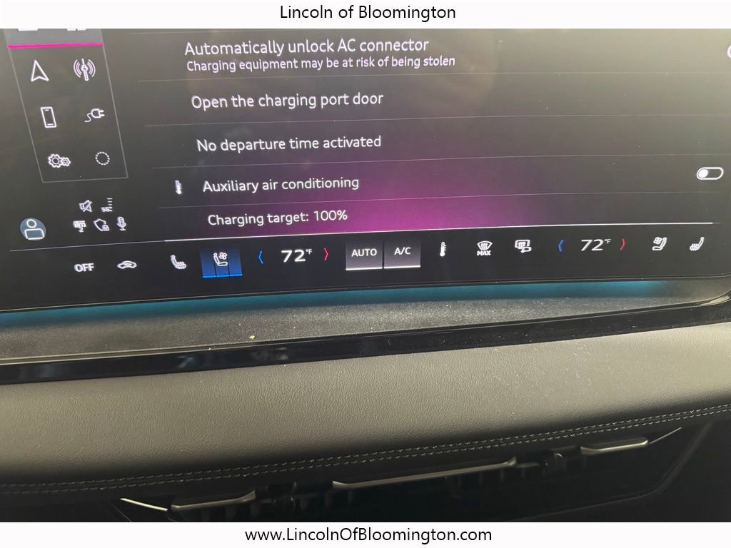 Used 2025 Audi SQ6 e-tron Prestige w/ 21" Black Optic Wheel Package image 57