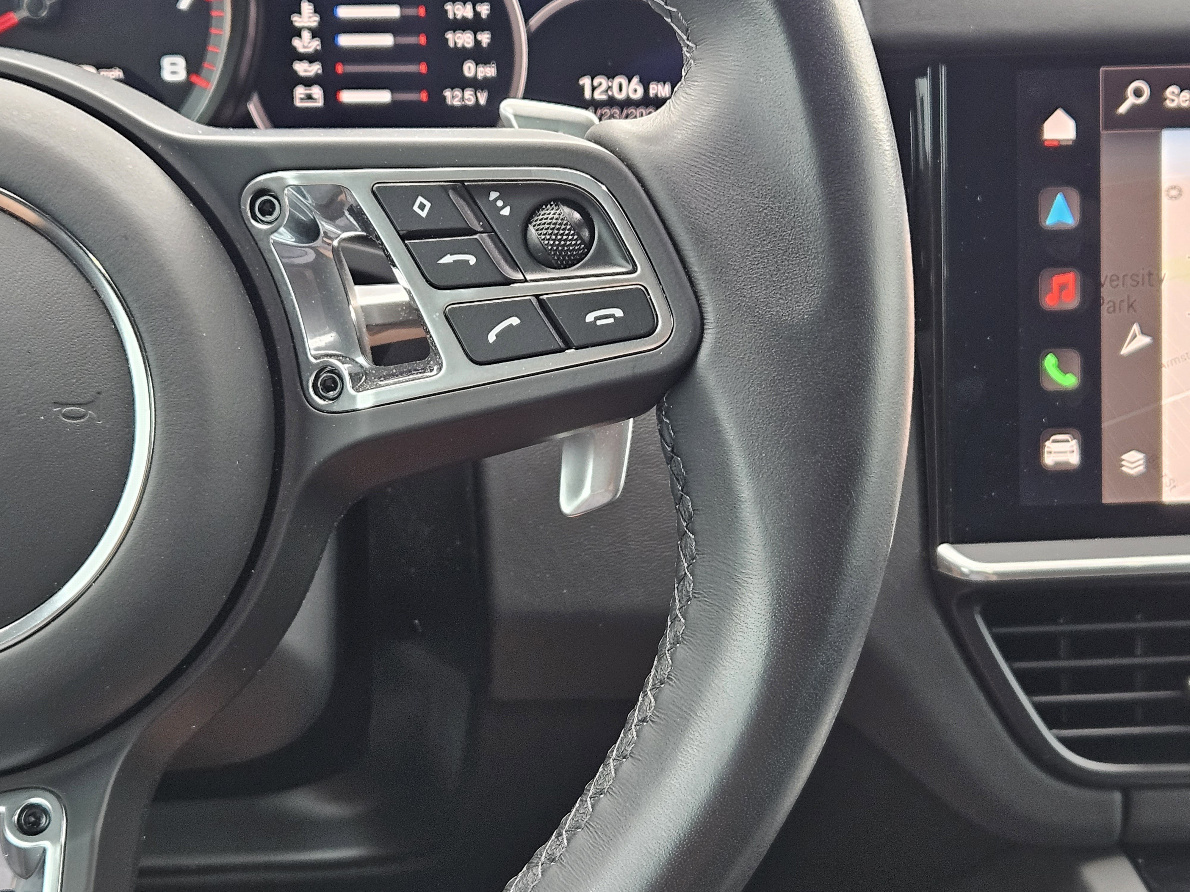 Certified 2022 Porsche Cayenne Turbo image 27