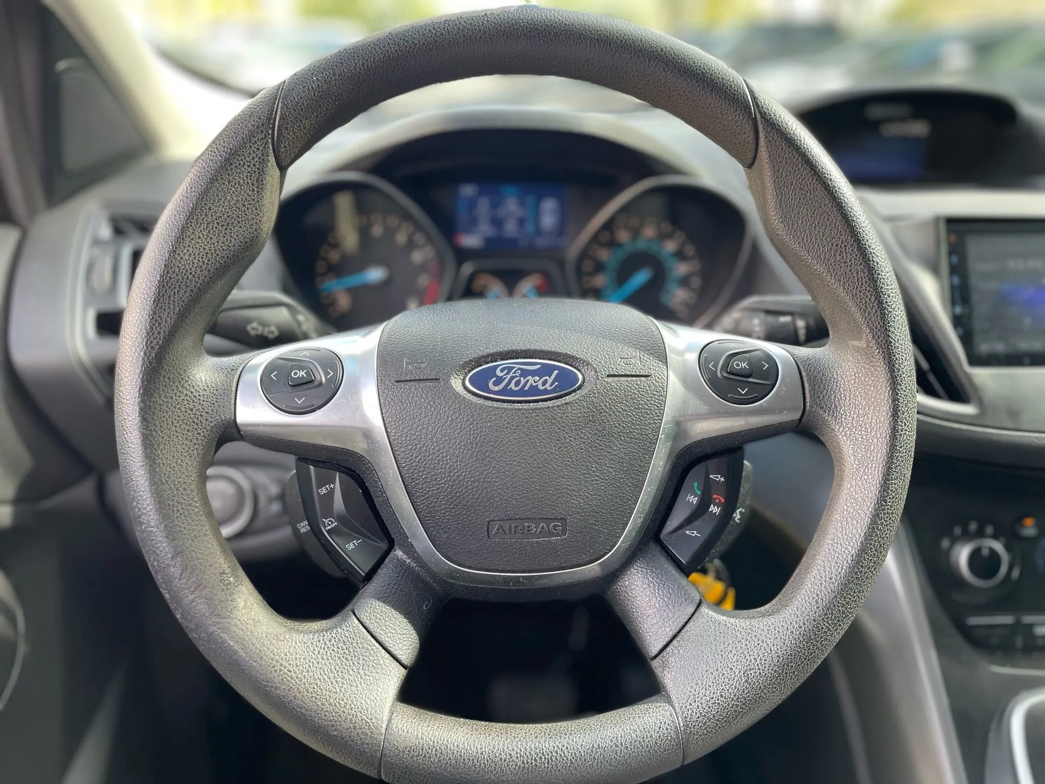 Used 2013 Ford Escape SE image 29