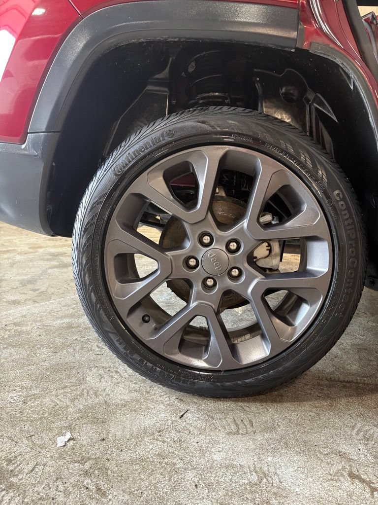 Certified 2021 Jeep Compass Latitude AWD/4WD image 31