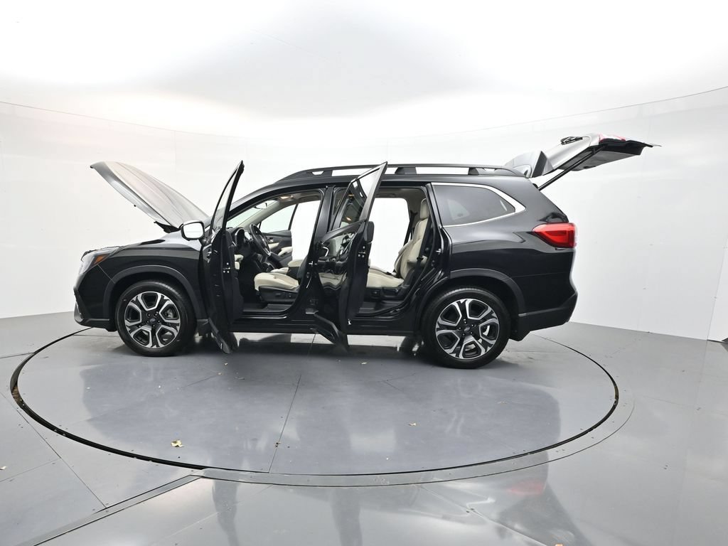 Used 2023 Subaru Ascent Limited w/ Technology Package AWD/4WD image 34