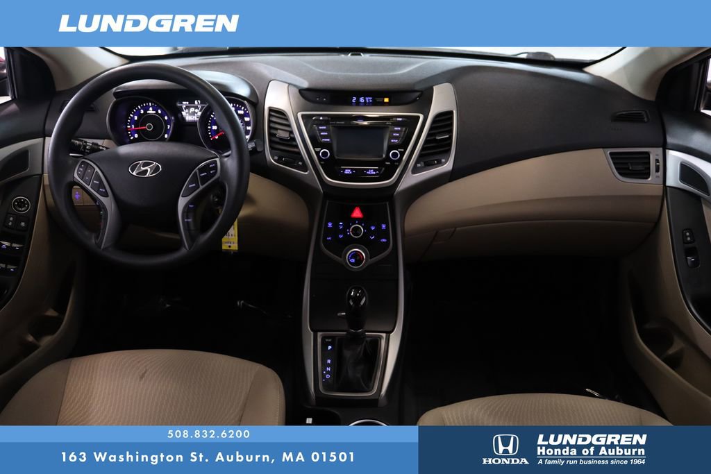 Used 2016 Hyundai Elantra SE w/ Option Group 02 FWD image 16
