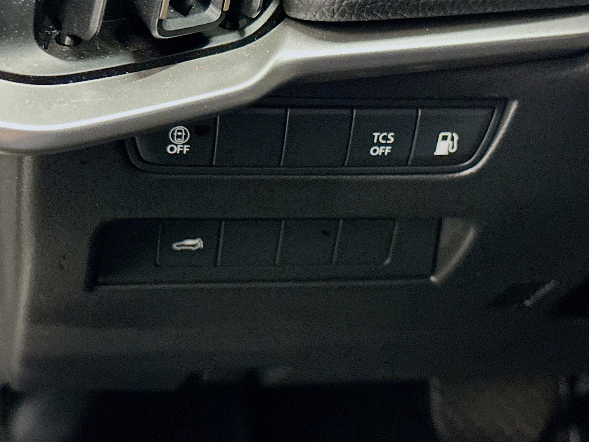 Used 2024 MAZDA CX-90 Plug-In Hybrid w/ Preferred image 17