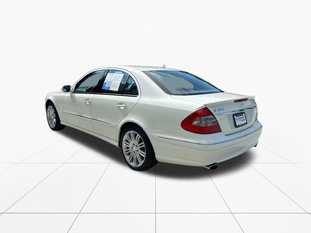 Used 2008 Mercedes-Benz E 350 4MATIC Sedan image 6