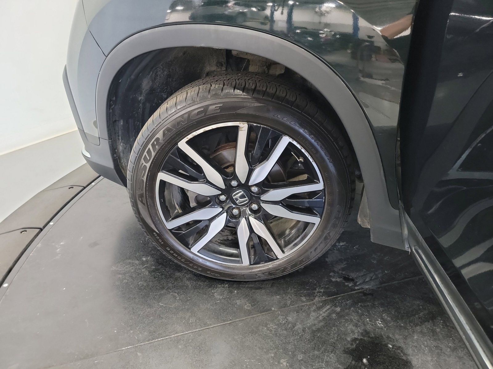 Used 2019 Honda Pilot Touring image 30