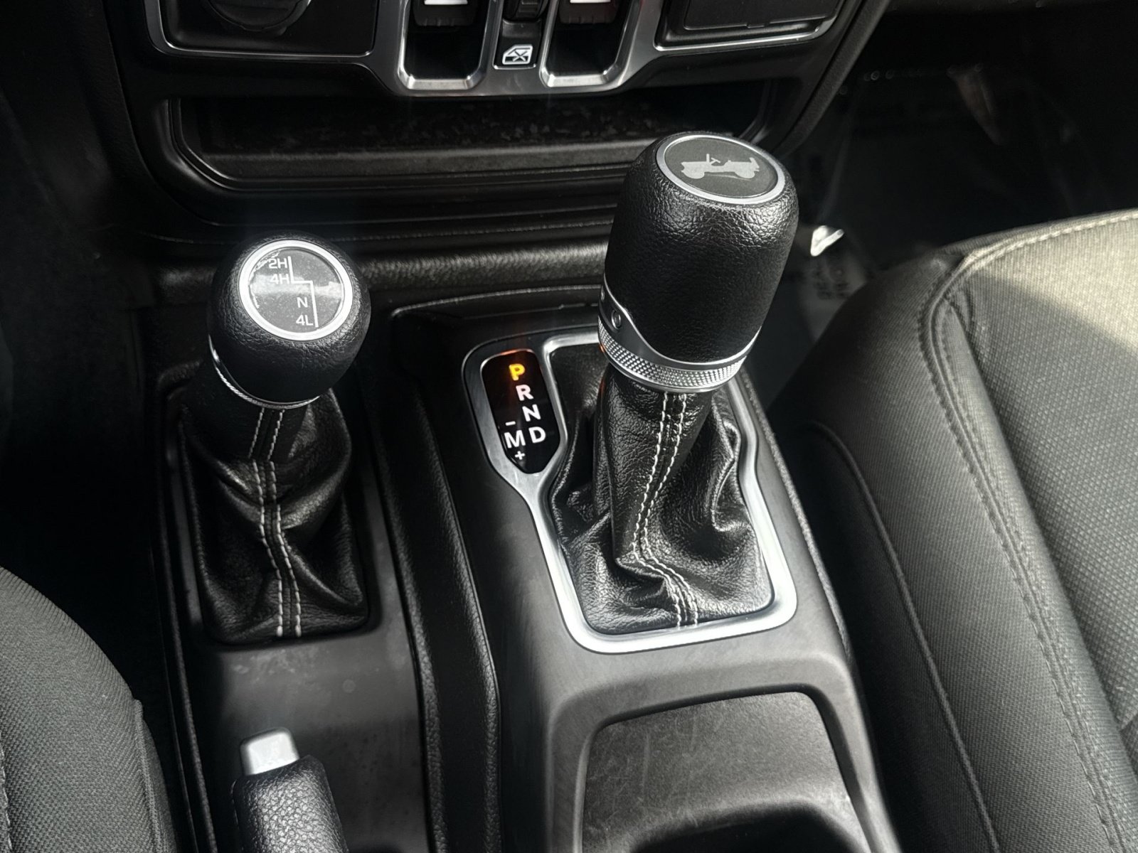Used 2020 Jeep Wrangler Unlimited Sahara AWD/4WD image 22