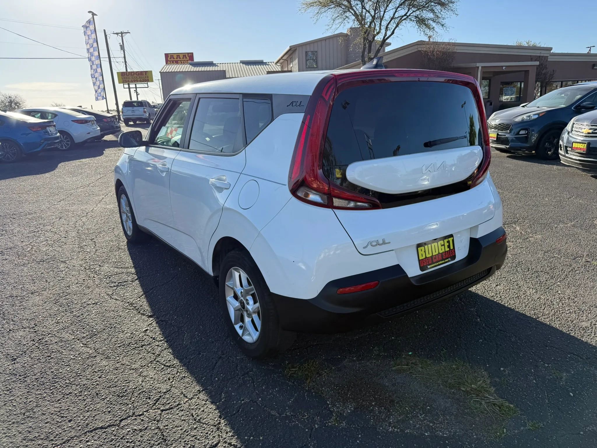 Used 2022 Kia Soul LX w/ Technology Package image 7