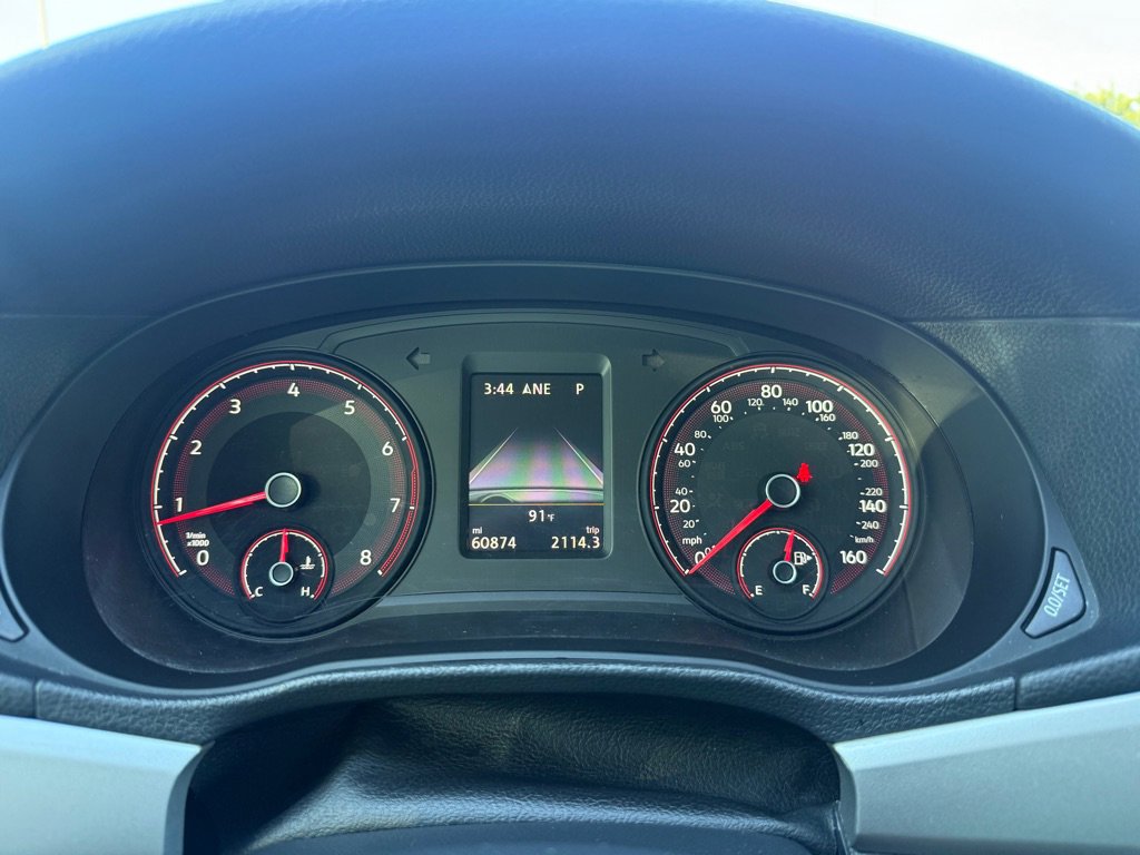 Used 2021 Volkswagen Passat 2.0T SE image 30