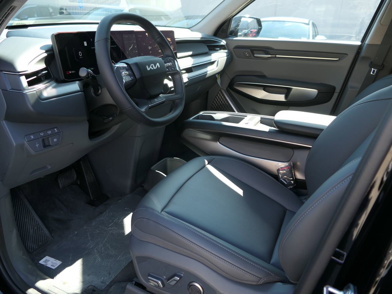 New 2026 Kia EV9 Light image 11