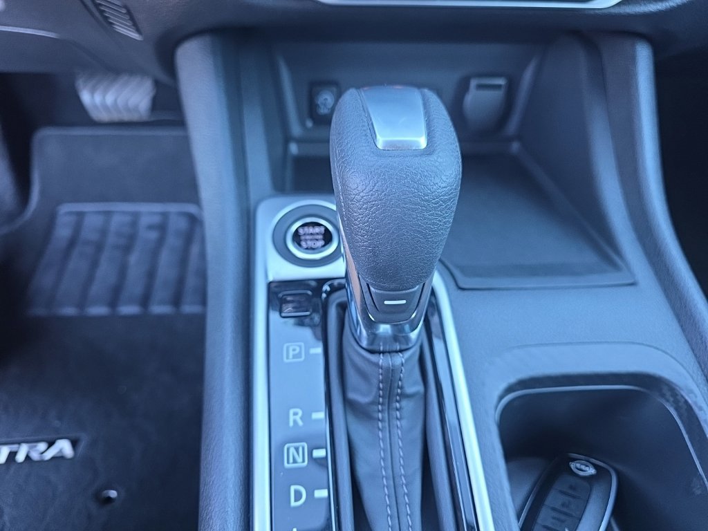 Used 2024 Nissan Sentra SV FWD image 20