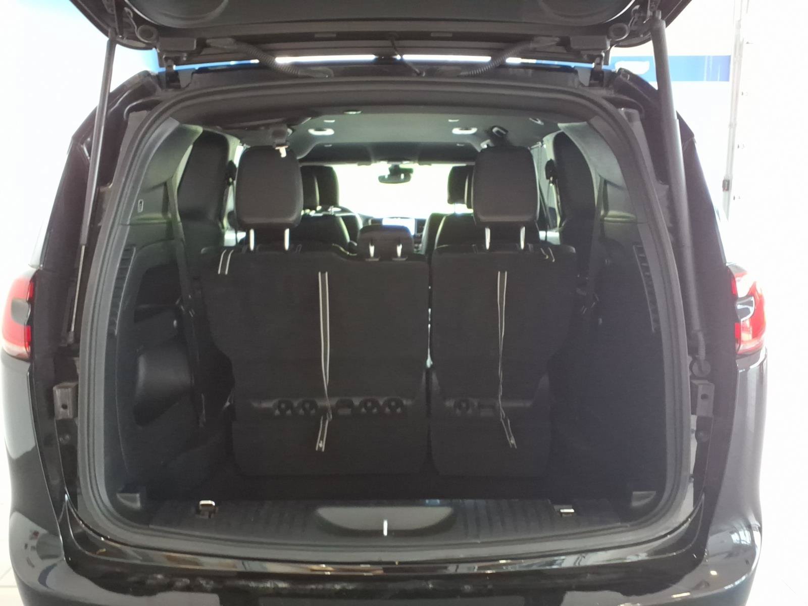 Used 2025 Chrysler Pacifica Select FWD image 16