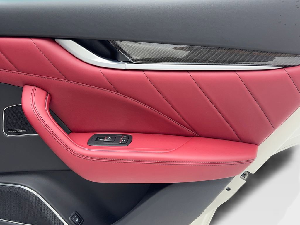 Used 2021 Maserati Levante S GranSport image 51