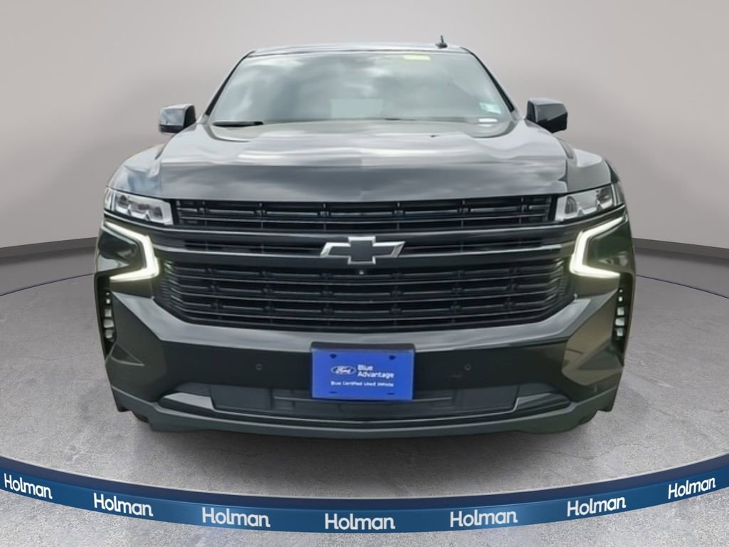 Used 2023 Chevrolet Suburban RST w/ Sport Performance Package image 2