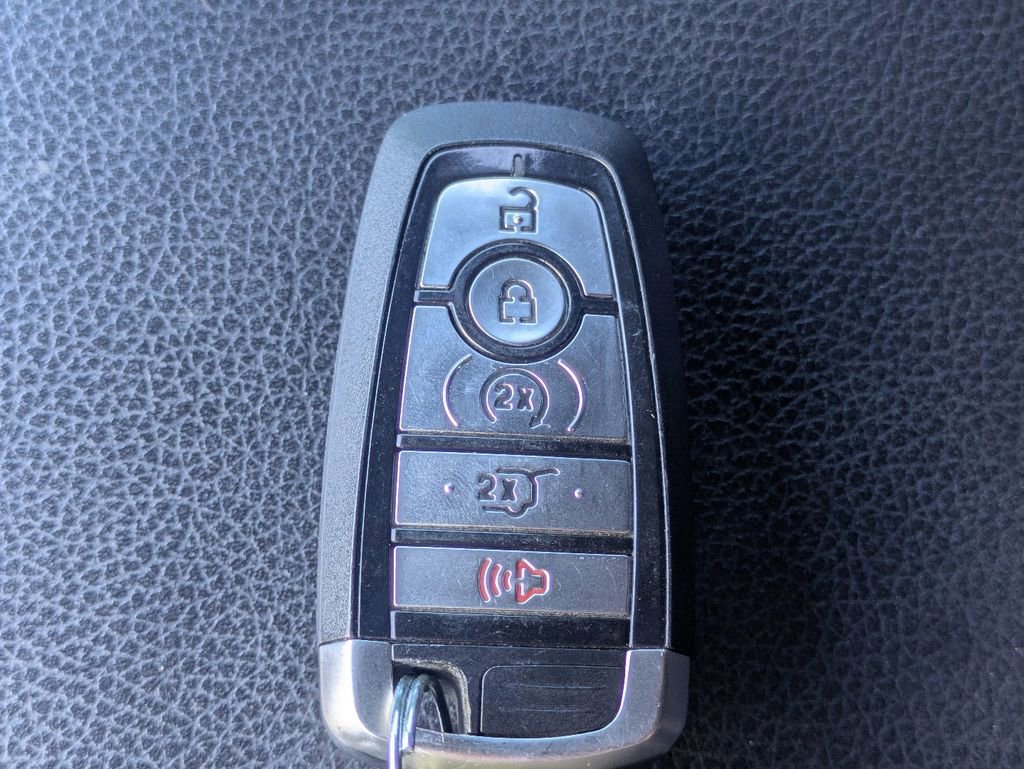 Used 2018 Ford Expedition Max Limited AWD/4WD image 29