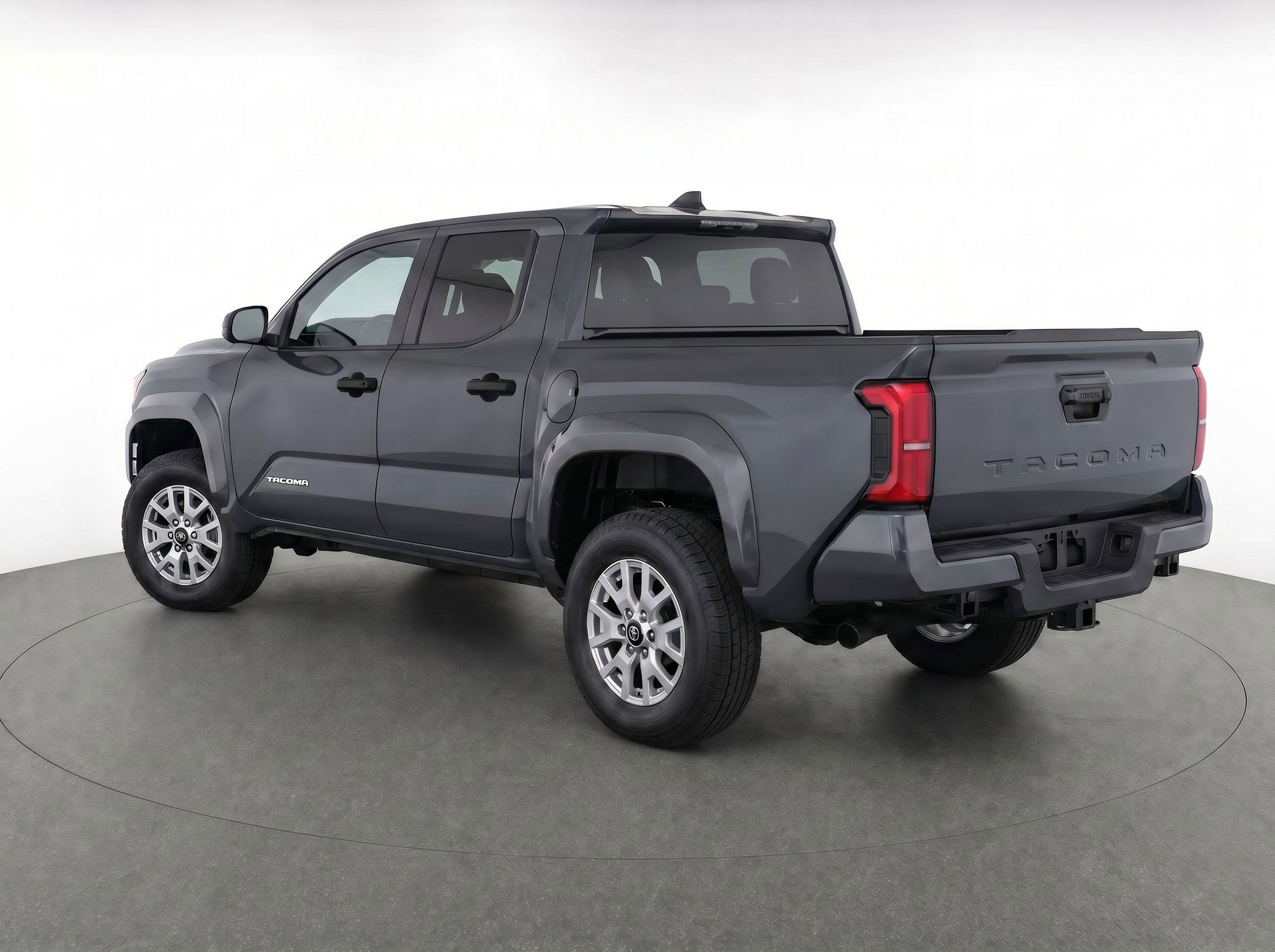 Certified 2024 Toyota Tacoma SR AWD/4WD image 3