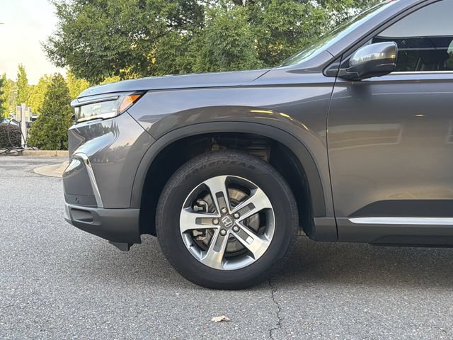 Used 2025 Honda Pilot EX-L image 7