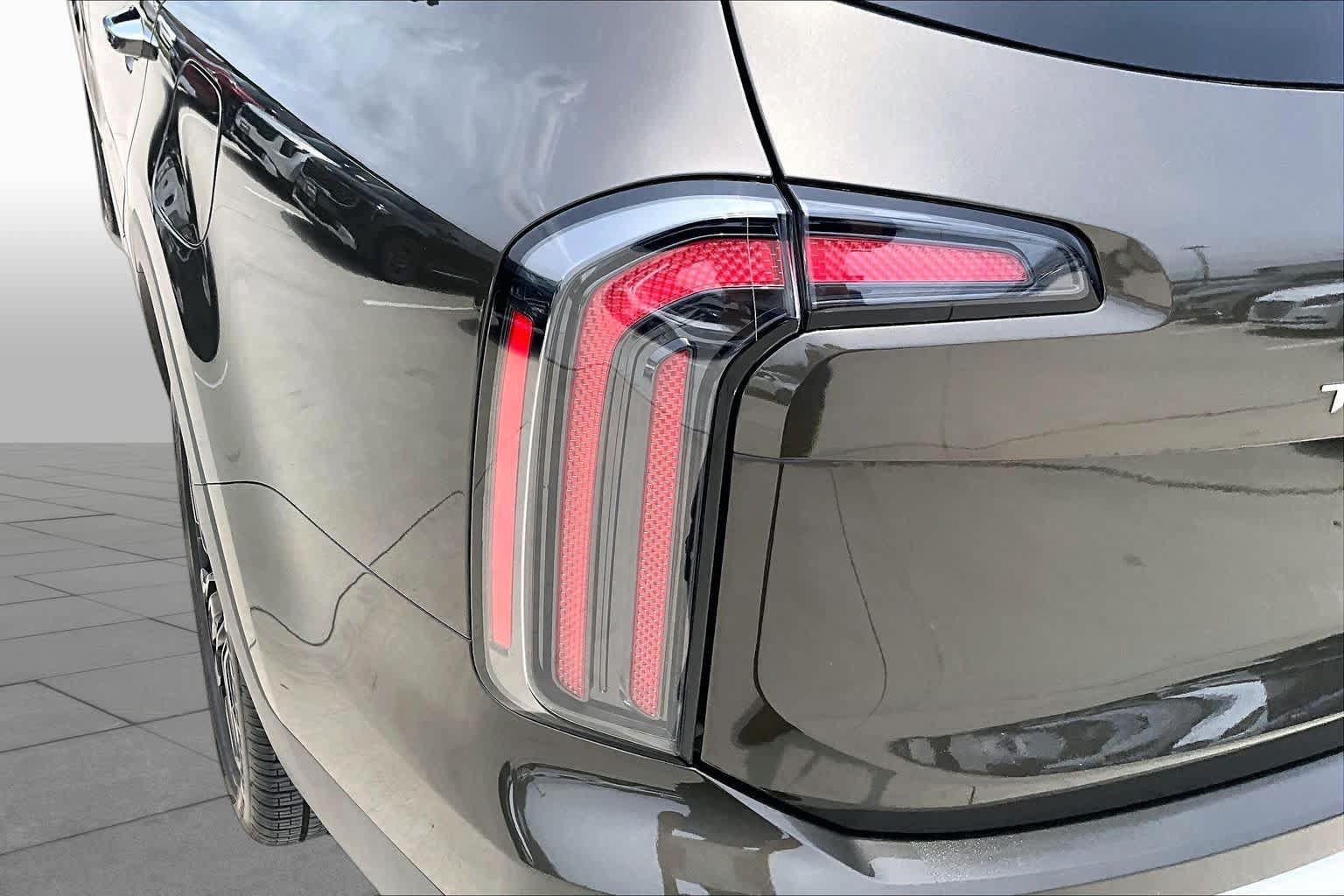 Used 2024 Kia Telluride SX FWD image 27