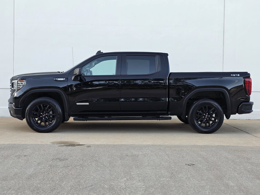 Used 2026 GMC Sierra 1500 Elevation AWD/4WD image 2